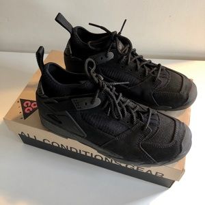 Nike Air Revaderchi ACG Hiking Shoes 6 Men/8 Women